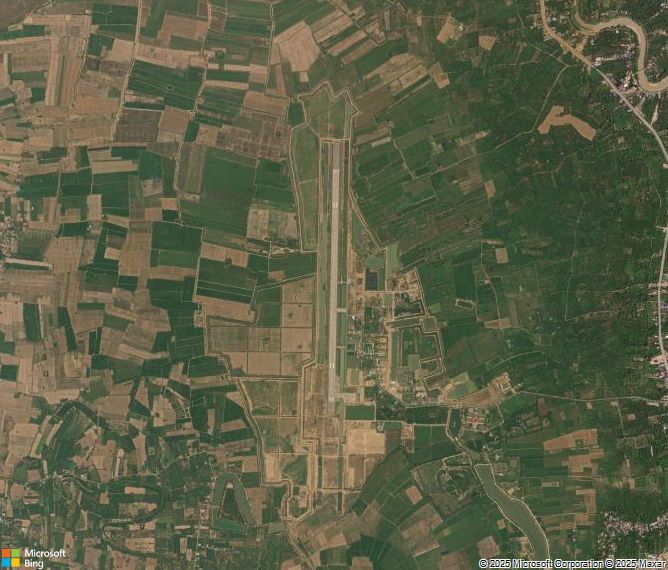 Взлётно-посадочная полоса Sukhothai Airport