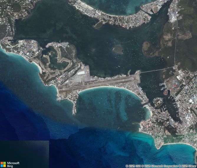 Взлётно-посадочная полоса Sint Maarten Princess Juliana International Airport