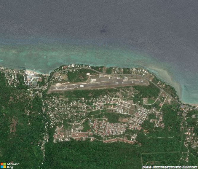 Взлётно-посадочная полоса Ocho Rios Ian Fleming International Airport
