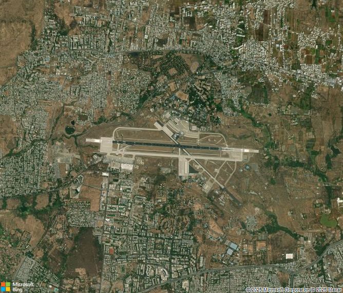 Взлётно-посадочная полоса Pune Airport