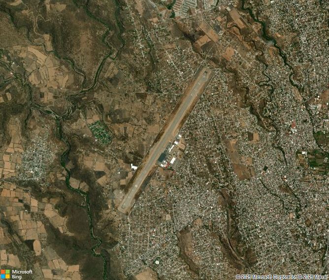 Взлётно-посадочная полоса Cuernavaca General Mariano Matamoros Airport