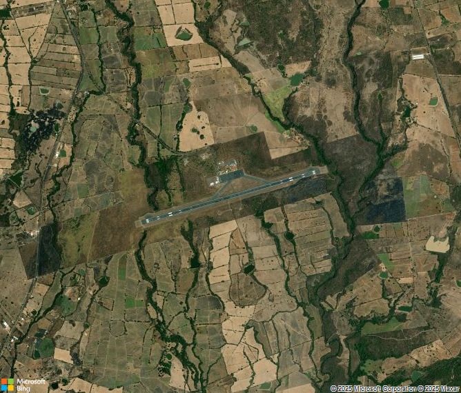 Взлётно-посадочная полоса Colima Airport