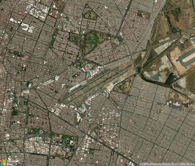 Взлётно-посадочная полоса Mexico City International Airport