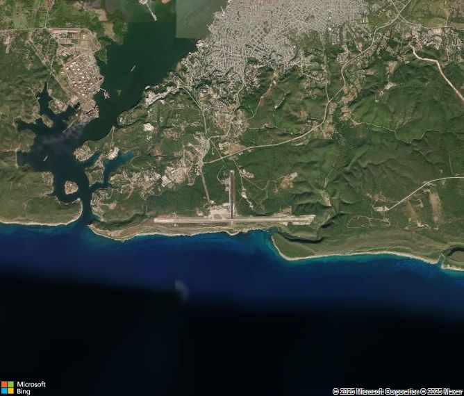Взлётно-посадочная полоса Santiago de Cuba Antonio Maceo Airport