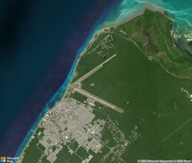Взлётно-посадочная полоса Cozumel International Airport