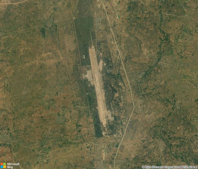 Взлётно-посадочная полоса Mandalay International Airport