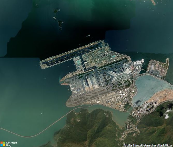 Взлётно-посадочная полоса Hong Kong International Airport