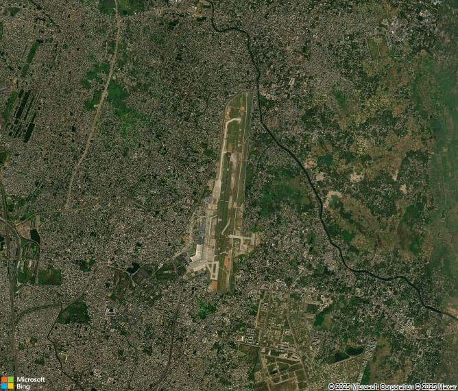 Взлётно-посадочная полоса Kolkata Subhas Chandra Bose International Airport