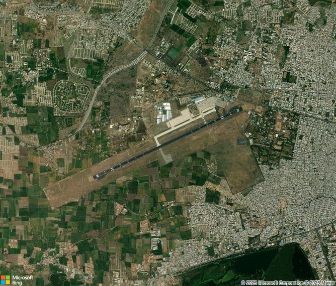 Взлётно-посадочная полоса Indore Devi Ahilyabai Holkar Airport