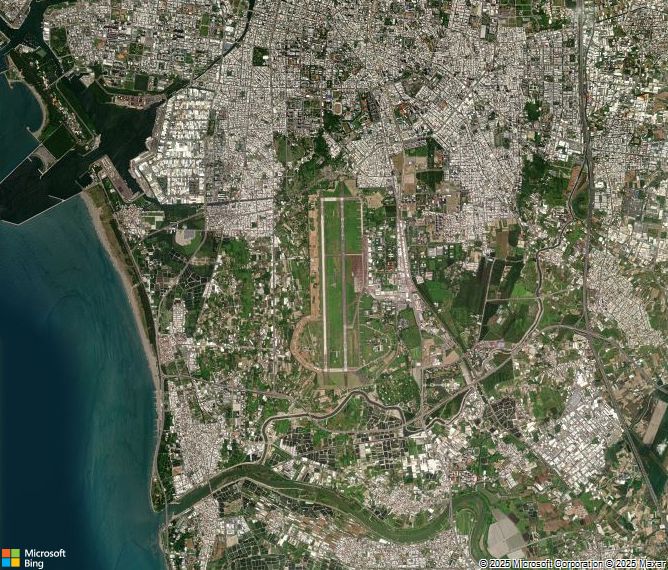Взлётно-посадочная полоса Tainan Airport