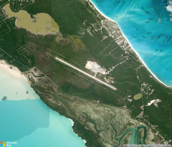 Взлётно-посадочная полоса George Town Exuma International Airport