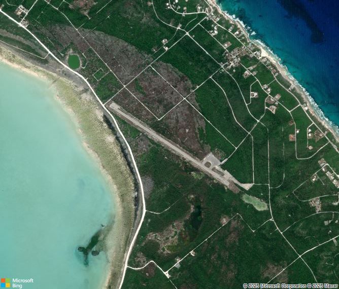 Взлётно-посадочная полоса Stella Maris Airport
