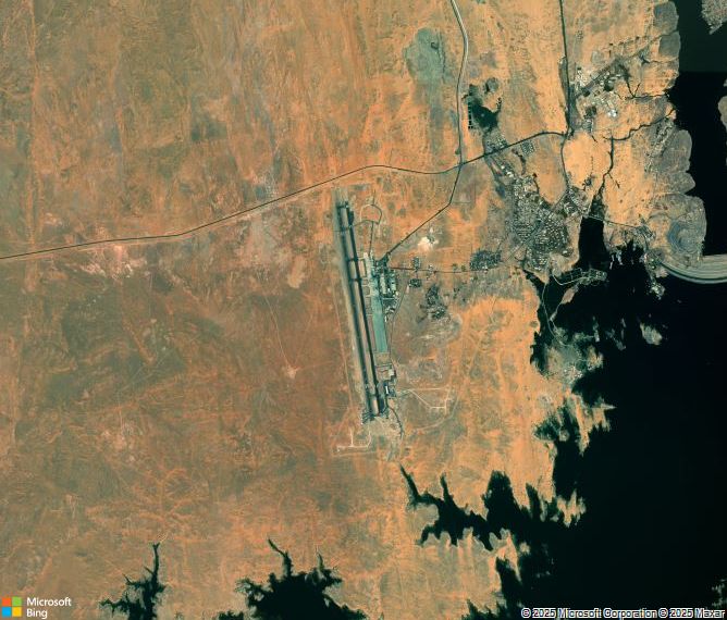 Взлётно-посадочная полоса Aswan International Airport