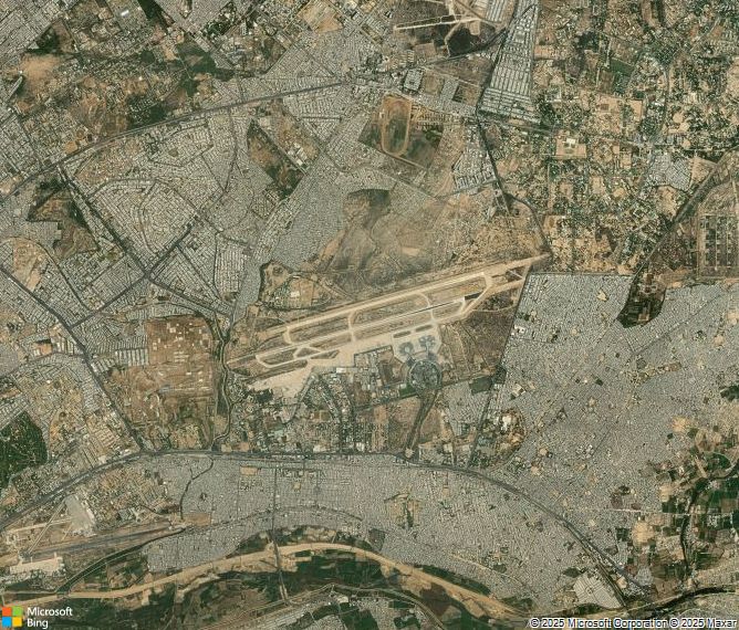 Взлётно-посадочная полоса Karachi Jinnah International Airport