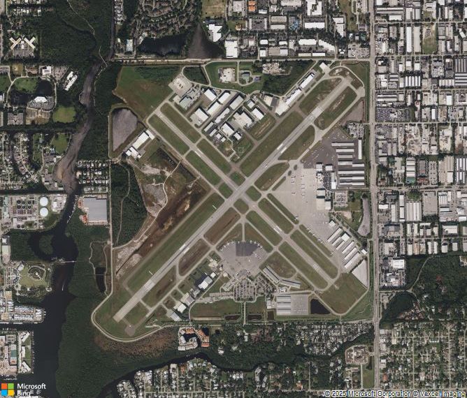 Взлётно-посадочная полоса Naples Municipal Airport