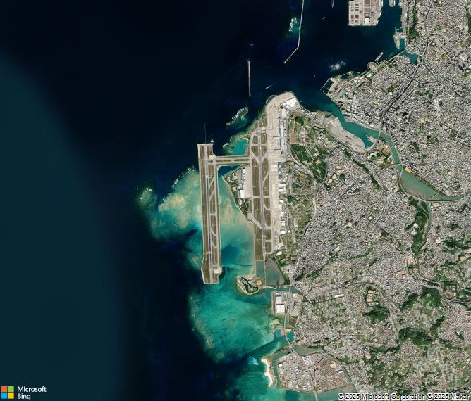Взлётно-посадочная полоса Okinawa Naha Airport