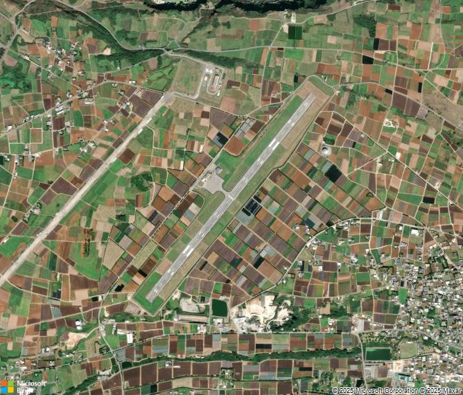 Взлётно-посадочная полоса Iejima Airport