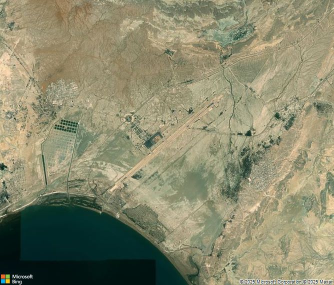 Взлётно-посадочная полоса Dayrestan Qeshm Island Airport
