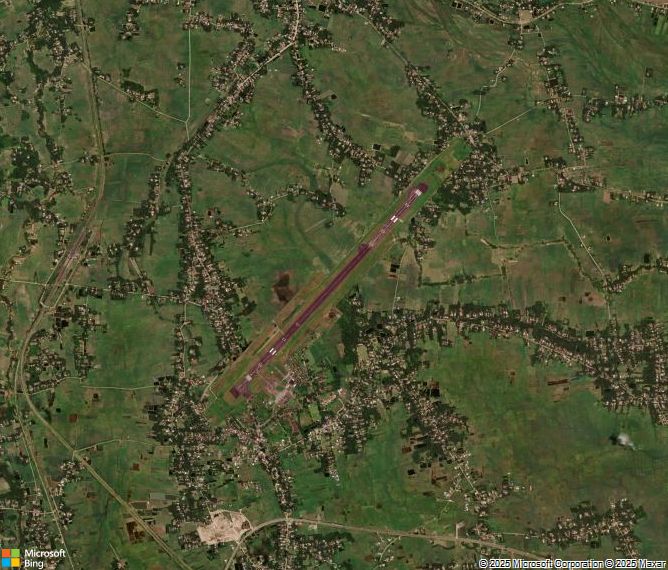 Взлётно-посадочная полоса Lilabari Airport