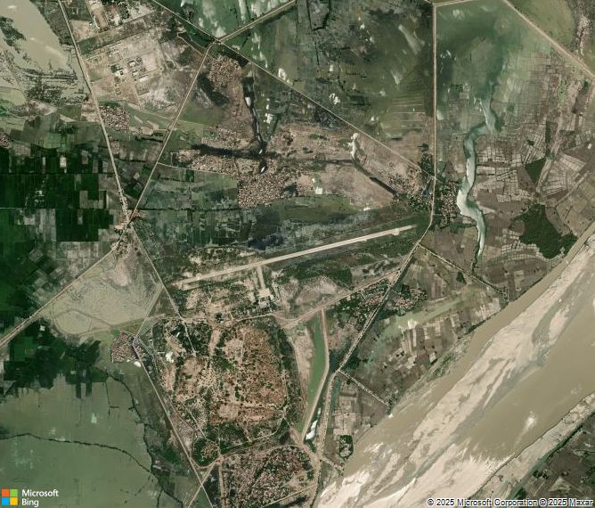 Взлётно-посадочная полоса Moenjodaro Airport