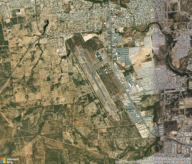 Взлётно-посадочная полоса Nuevo Laredo Quetzalcoatl International Airport