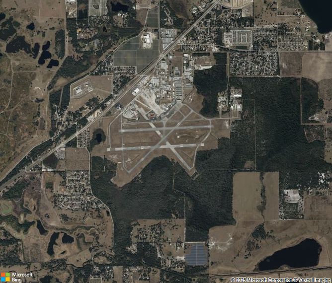 Взлётно-посадочная полоса Bartow Municipal Airport