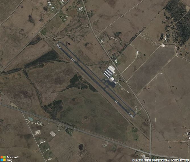 Взлётно-посадочная полоса Bay City Regional Airport
