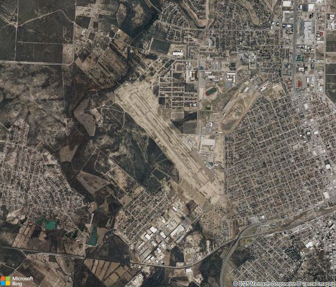 Взлётно-посадочная полоса Del Rio International Airport