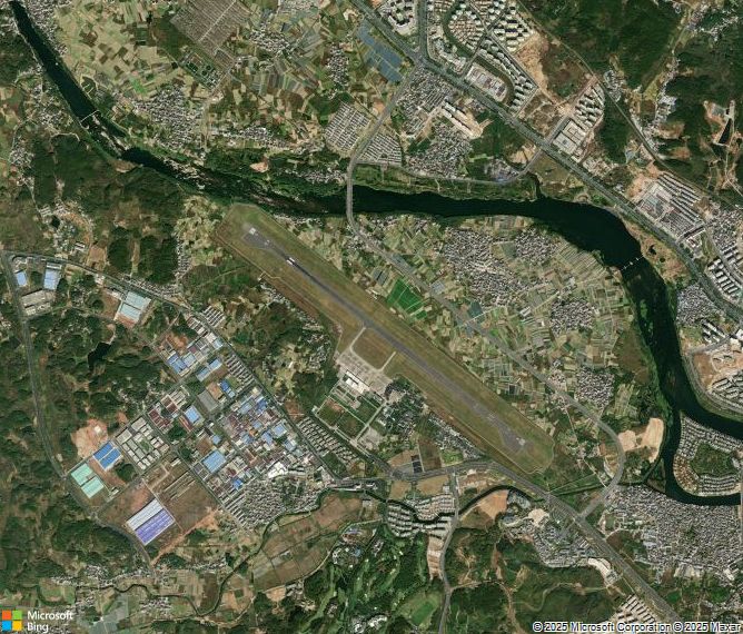Взлётно-посадочная полоса Huangshan Tunxi International Airport