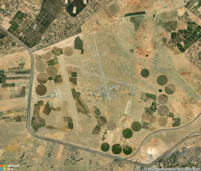 Взлётно-посадочная полоса Giza Sphinx International Airport