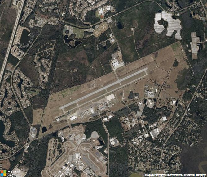 Взлётно-посадочная полоса Brunswick Golden Isles Airport
