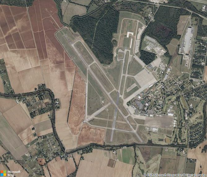 Взлётно-посадочная полоса Alexandria International Airport