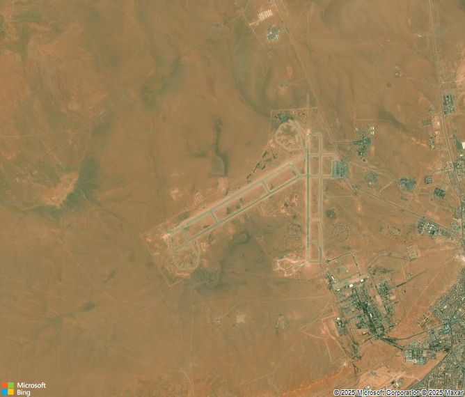 Взлётно-посадочная полоса Bechar Boudghene Ben Ali Lotfi Airport
