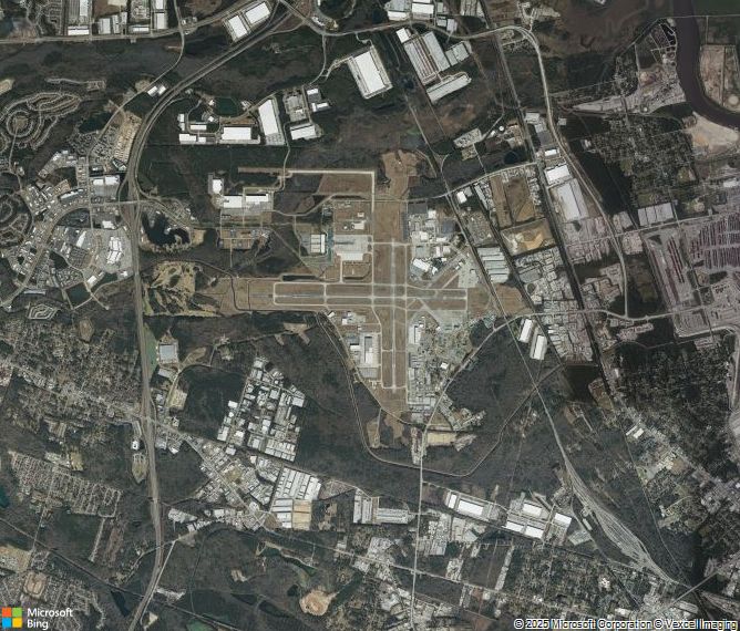 Взлётно-посадочная полоса Savannah Hilton Head International Airport