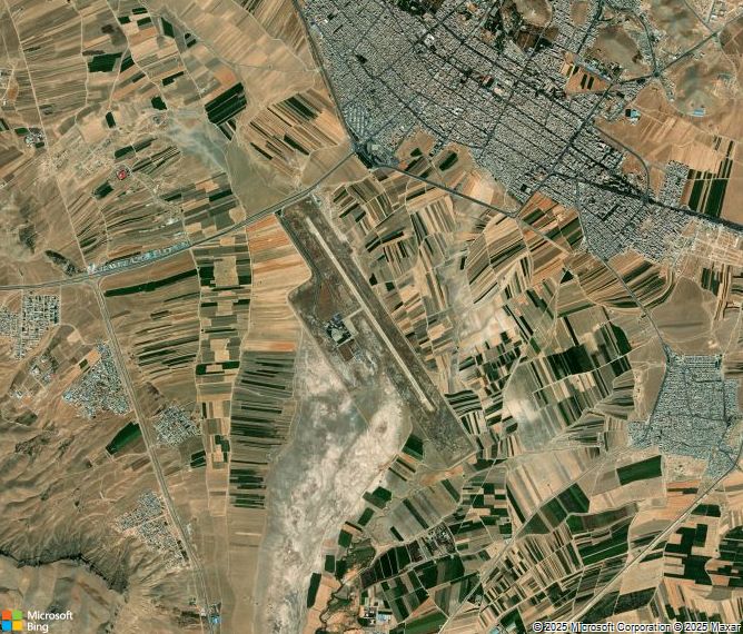 Взлётно-посадочная полоса Shahrekord Airport