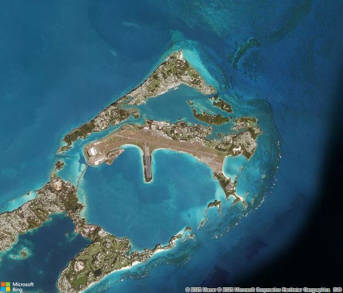 Взлётно-посадочная полоса Bermuda L.F. Wade International Airport