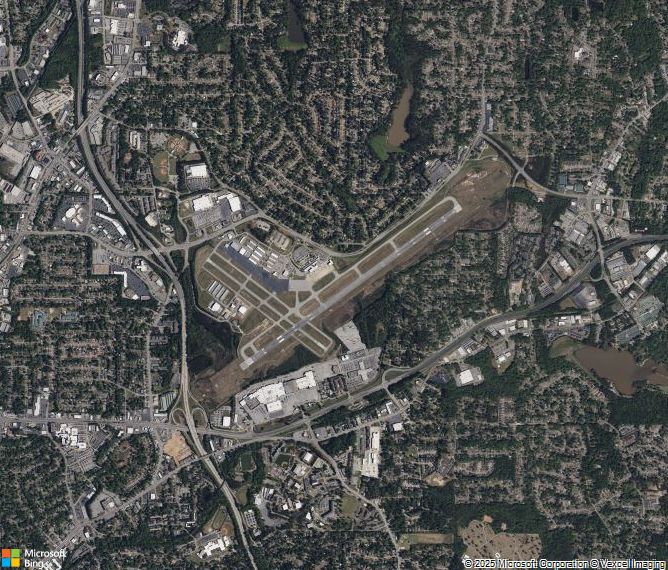 Взлётно-посадочная полоса Columbus Metropolitan Airport