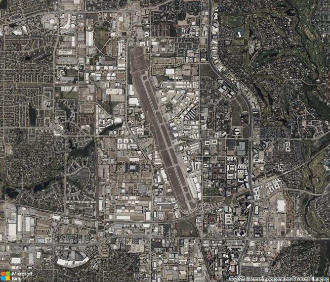 Взлётно-посадочная полоса Dallas Addison Airport