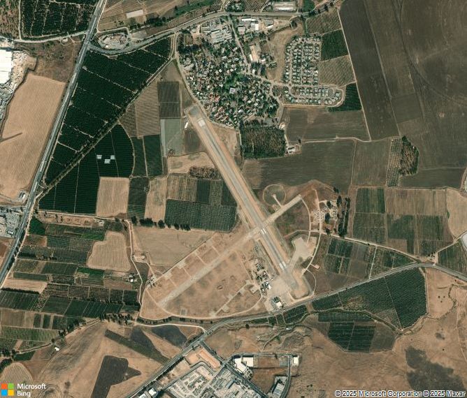 Взлётно-посадочная полоса Rosh Pina Airport