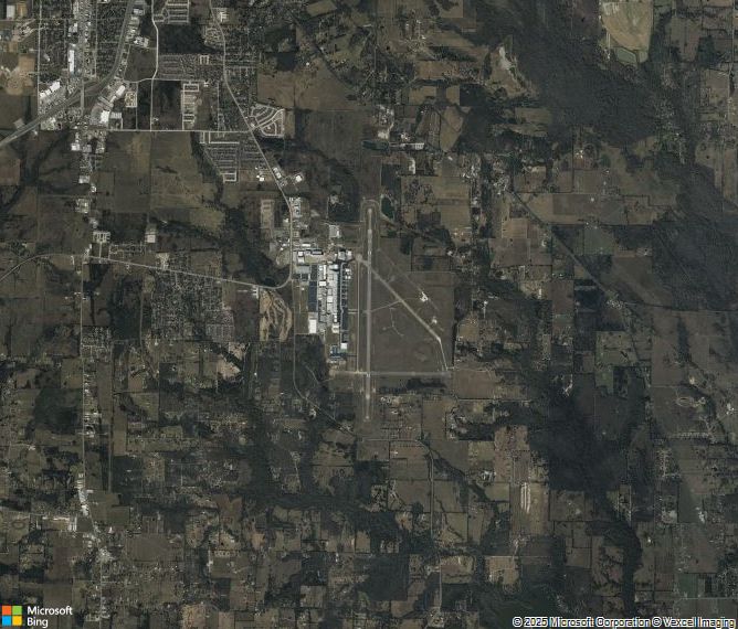 Взлётно-посадочная полоса Greenville Majors Airport