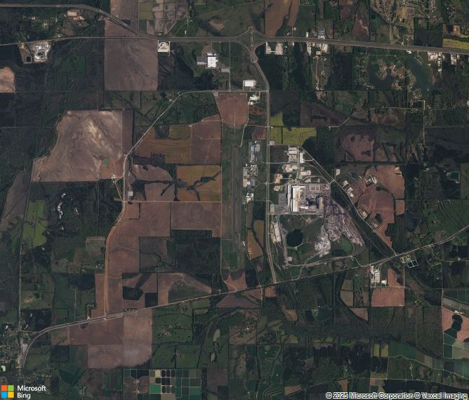 Взлётно-посадочная полоса Golden Triangle Regional Airport