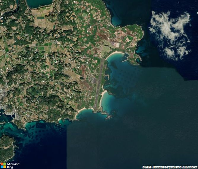 Взлётно-посадочная полоса Iki Airport