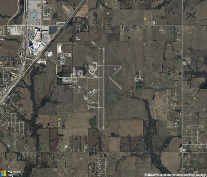 Взлётно-посадочная полоса Durant Regional Airport