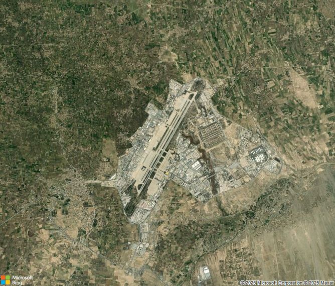 Взлётно-посадочная полоса Logistics Support Area Anaconda