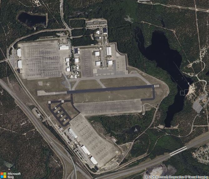 Взлётно-посадочная полоса Fort Liberty Simmons Army Airfield