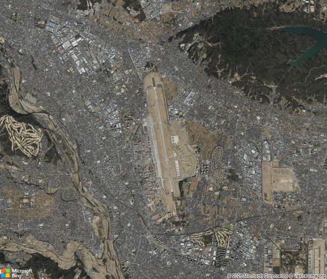 Взлётно-посадочная полоса Tokyo Yokota Air Base