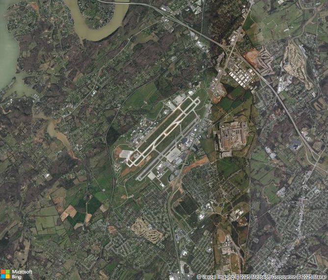 Взлётно-посадочная полоса Knoxville McGhee Tyson Airport