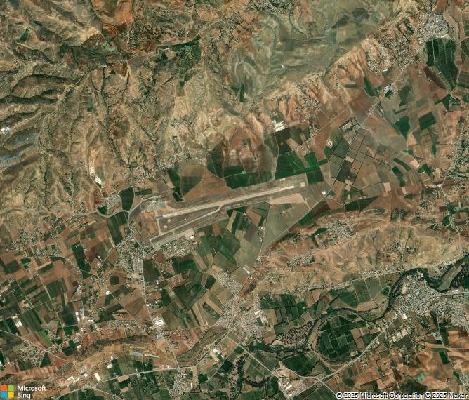 Взлётно-посадочная полоса Chlef International Airport