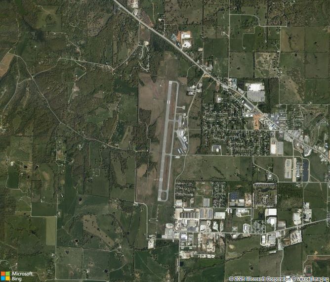 Взлётно-посадочная полоса Harrison Boone County Airport
