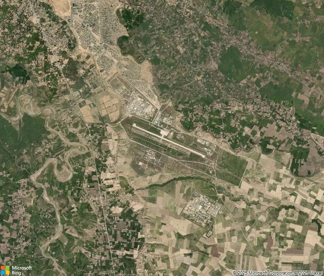 Взлётно-посадочная полоса Kunduz